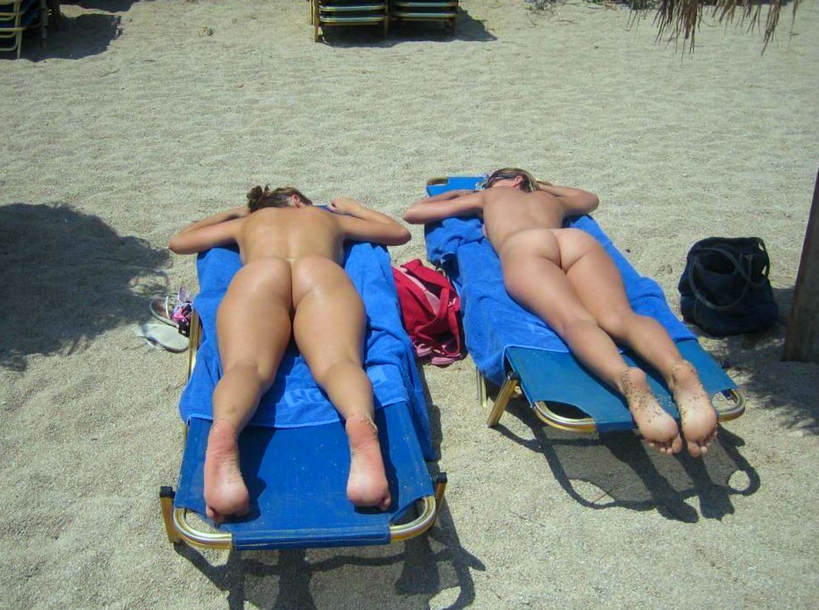 Voyeur 23 nudists amateurs beach