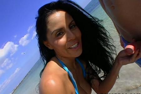 Бесстыжие девушки на пляжах в крыму порно видео на автонагаз55.рф